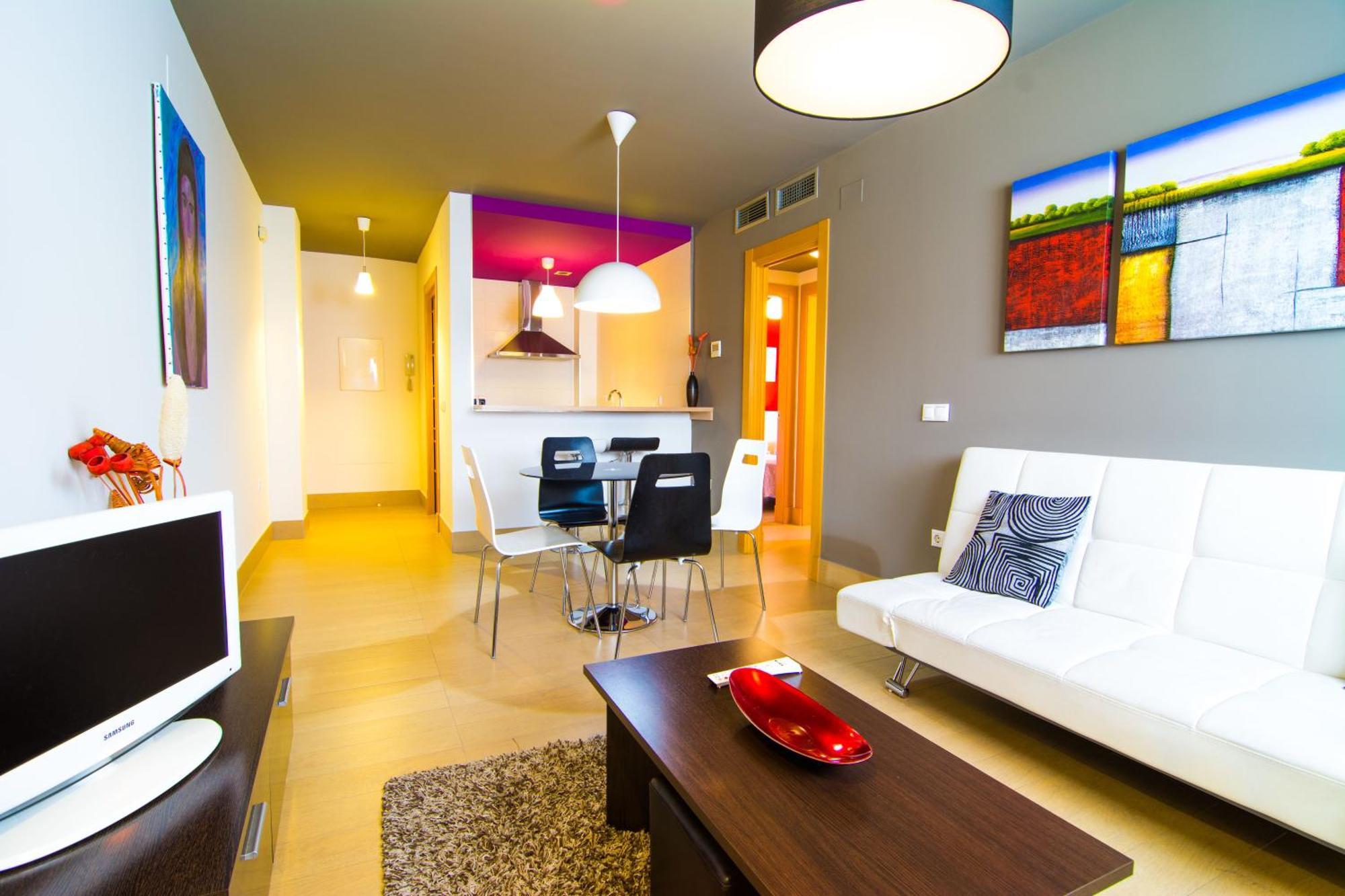 Apartamentos 16:9 Suites Almeria Exterior photo